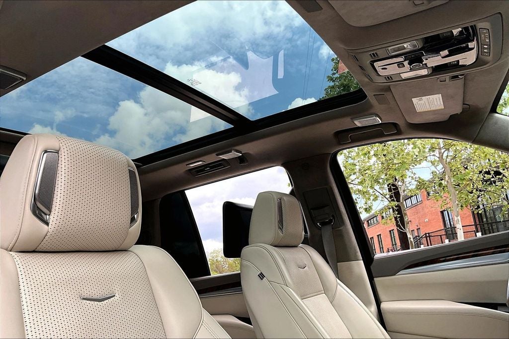 2025 Cadillac Escalade Sport Platinum