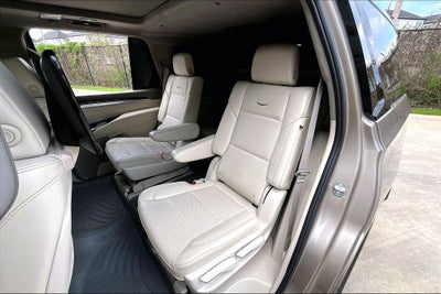 2025 Cadillac Escalade Sport Platinum