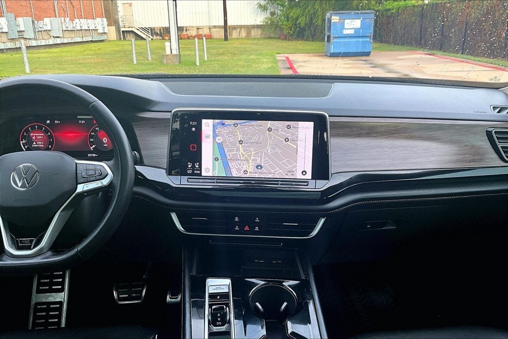 2024 Volkswagen Atlas 2.0T SEL Premium R-Line