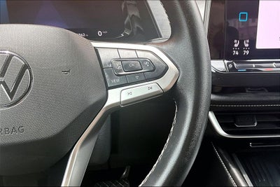 2025 Volkswagen Atlas Cross Sport 2.0T SE w/Technology