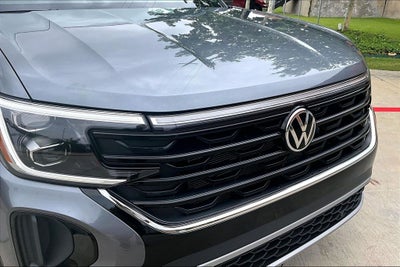 2025 Volkswagen Atlas Cross Sport 2.0T SE w/Technology