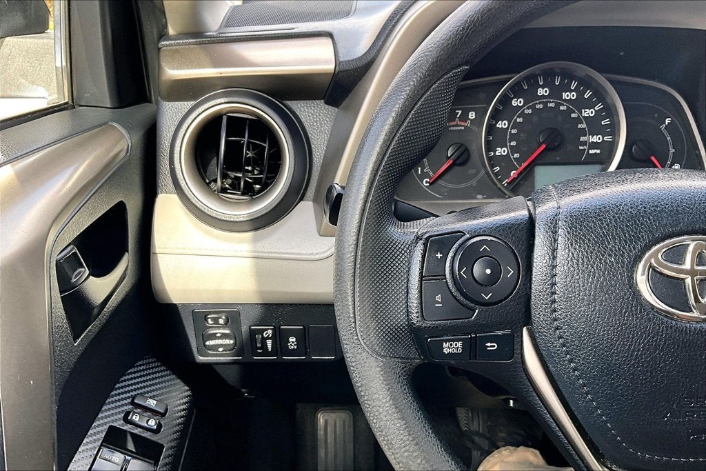 2013 Toyota RAV4 LE