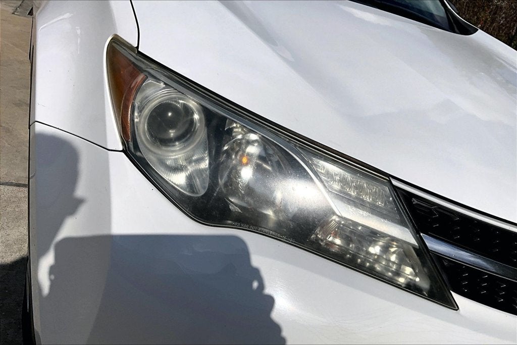 2013 Toyota RAV4 LE