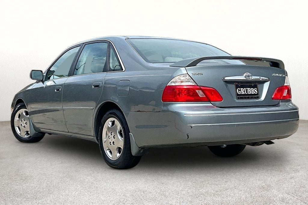 2004 Toyota Avalon XLS
