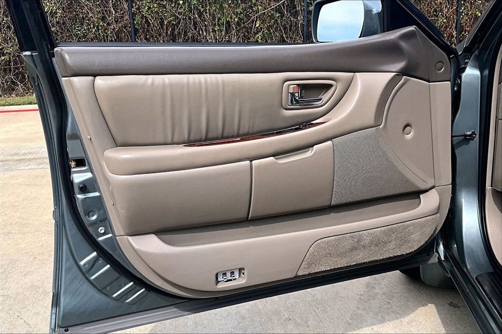 2004 Toyota Avalon XLS