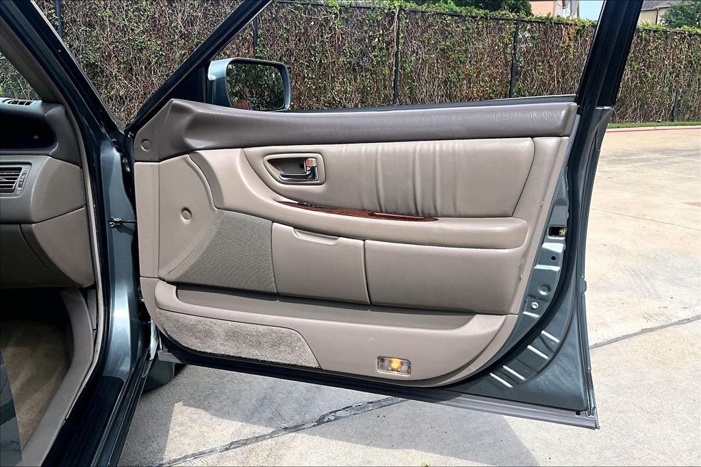2004 Toyota Avalon XLS