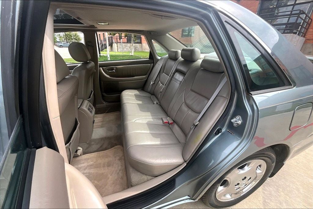 2004 Toyota Avalon XLS
