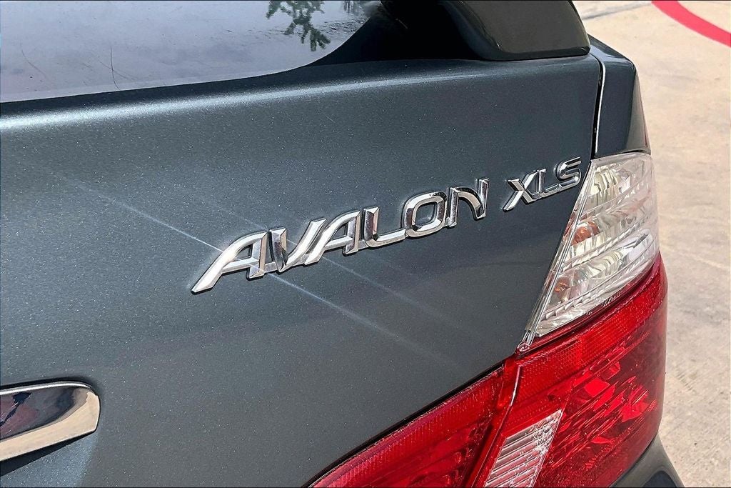 2004 Toyota Avalon XLS