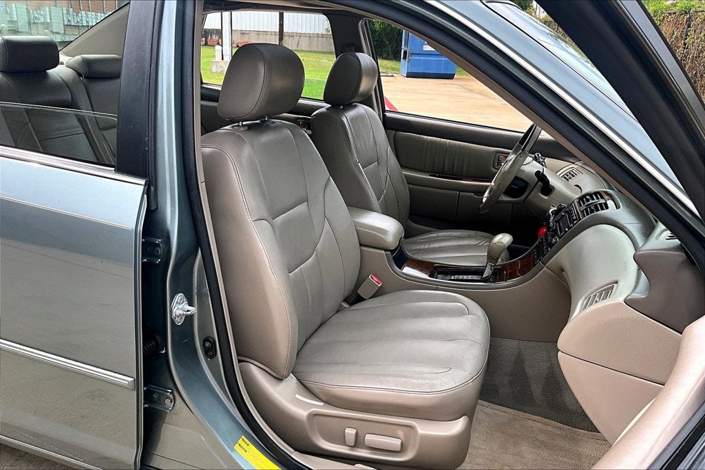 2004 Toyota Avalon XLS