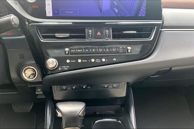 2025 Lexus ES 300h