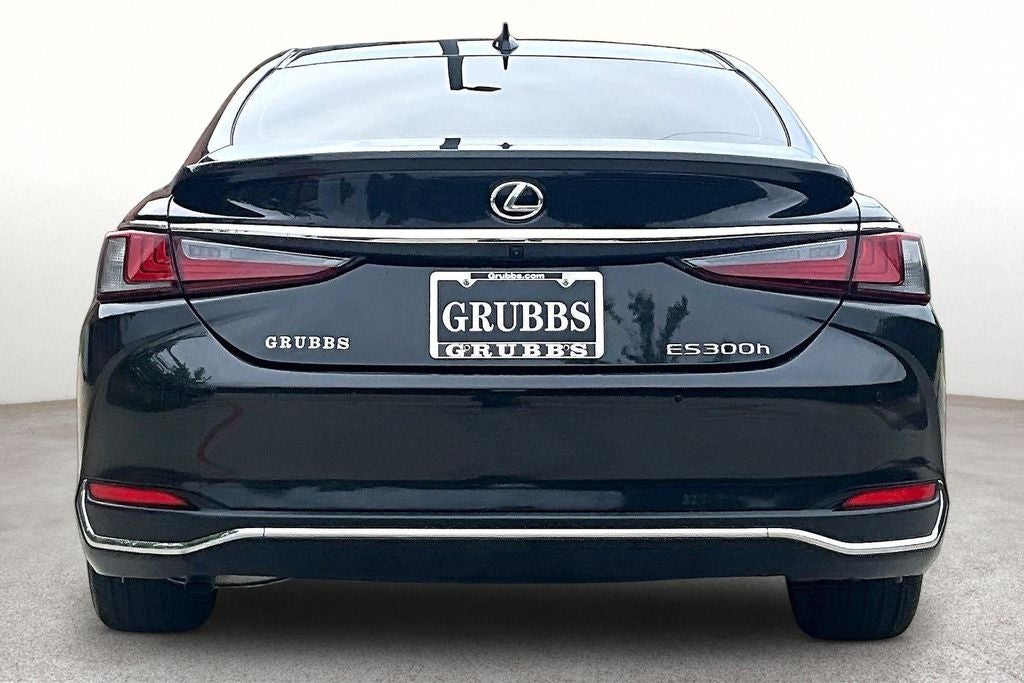 2025 Lexus ES 300h