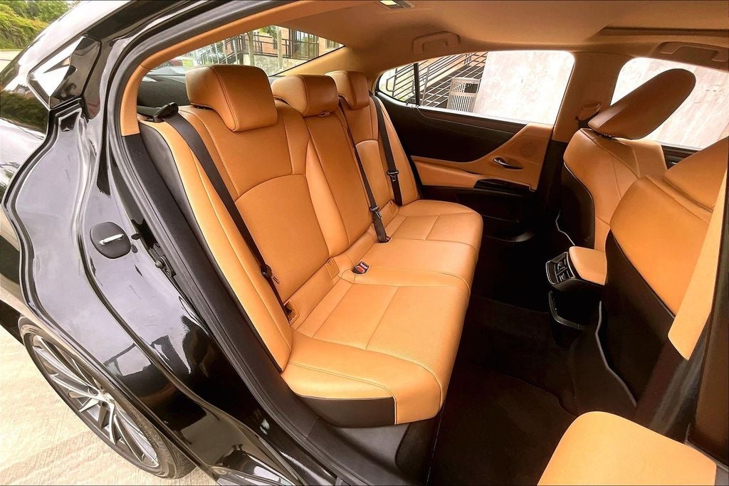 2025 Lexus ES 350
