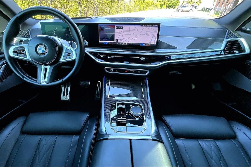 2024 BMW X5 M60i