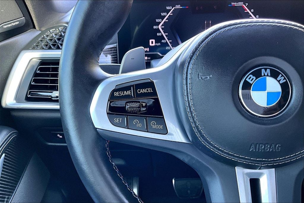 2024 BMW X5 M60i