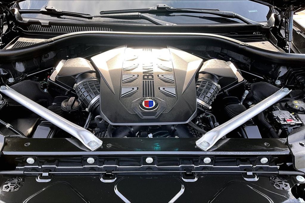2024 BMW X7 ALPINA XB7