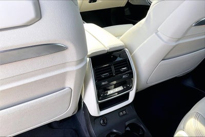 2024 BMW X7 ALPINA XB7