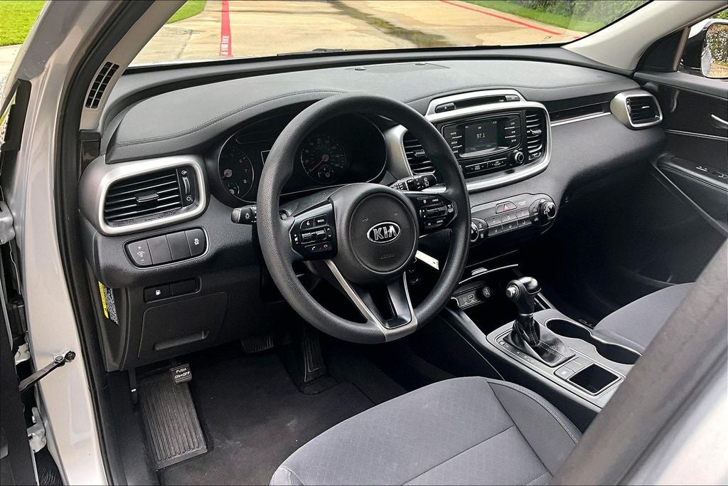 2018 Kia Sorento L