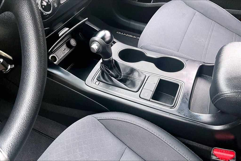 2018 Kia Sorento L