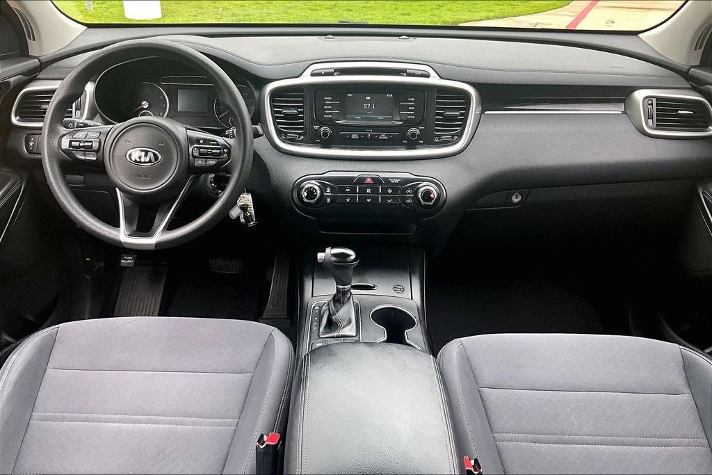2018 Kia Sorento L