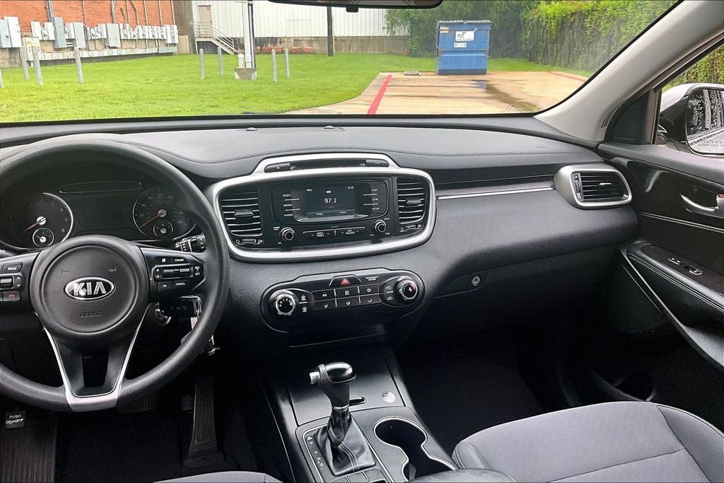 2018 Kia Sorento L