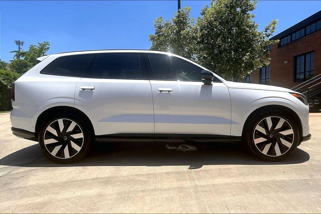 2026 Volvo EX90 Twin Motor Performance Ultra 7-Seater