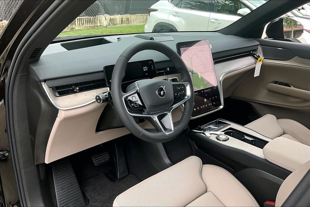2026 Volvo EX90 Twin Motor Plus 6-Seater