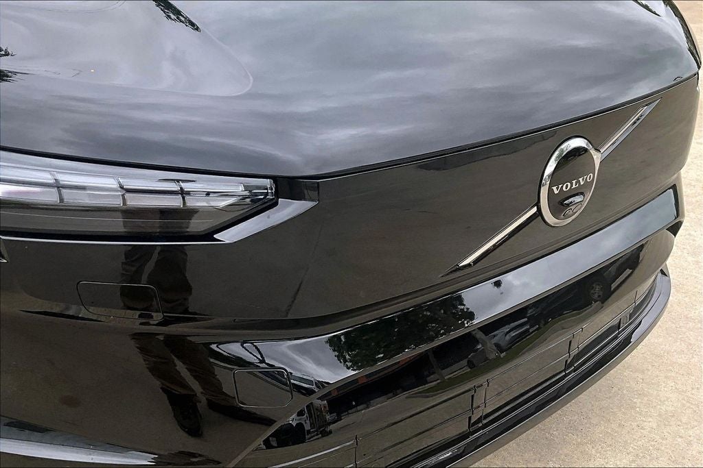 2026 Volvo EX90 Twin Motor Plus 6-Seater