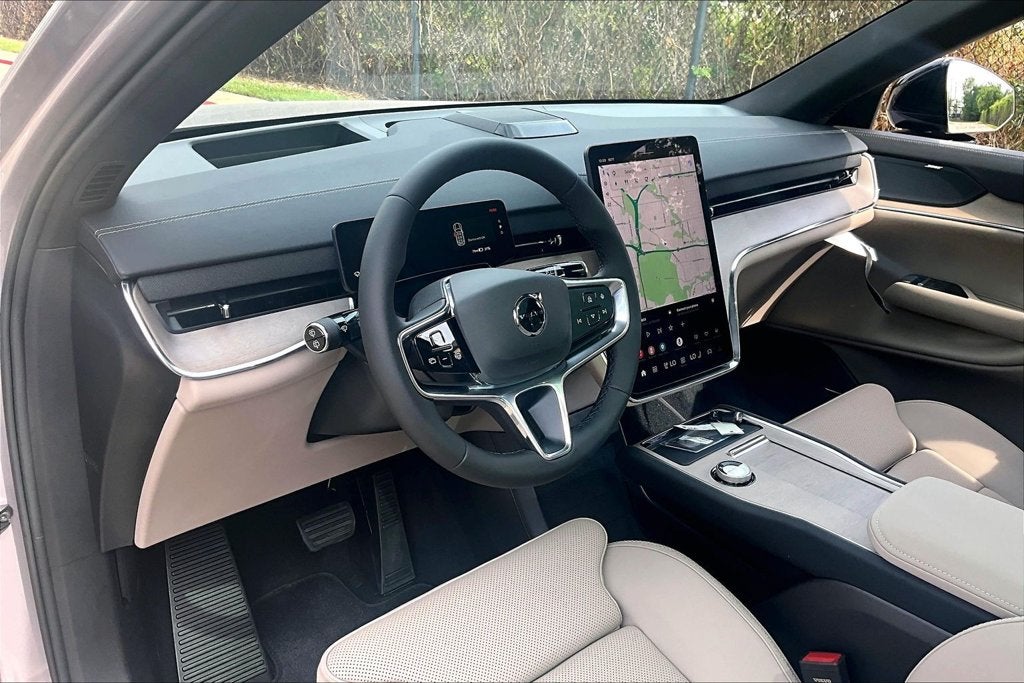 2026 Volvo EX90 Twin Motor Plus 6-Seater