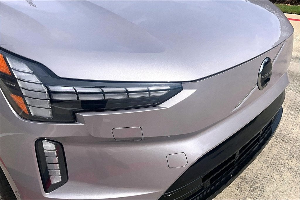 2026 Volvo EX90 Twin Motor Plus 6-Seater