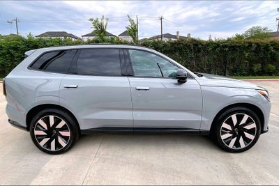 2026 Volvo EX90 Plus