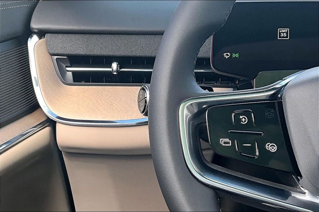 2026 Volvo EX90 Plus