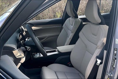 2026 Volvo EX90 Plus