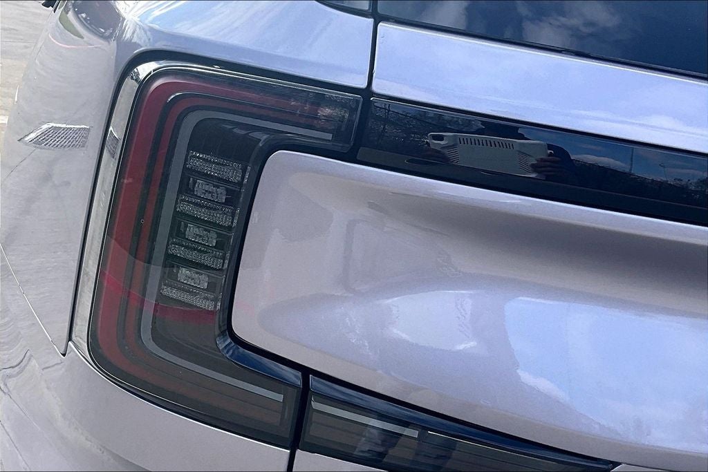 2026 Volvo EX90 Plus