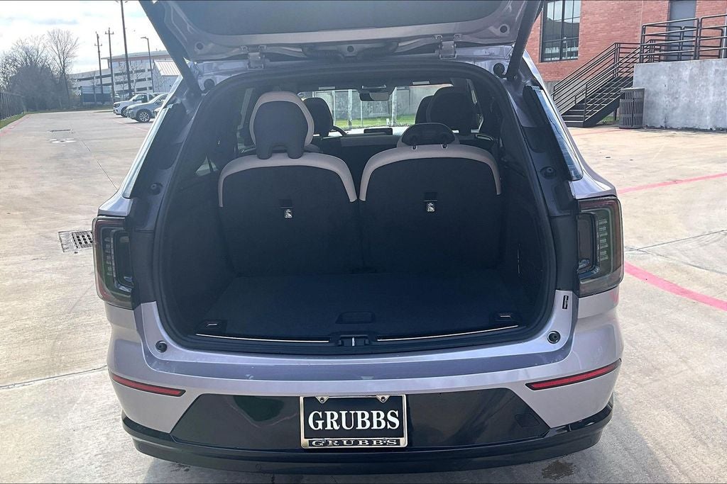 2026 Volvo EX90 Plus