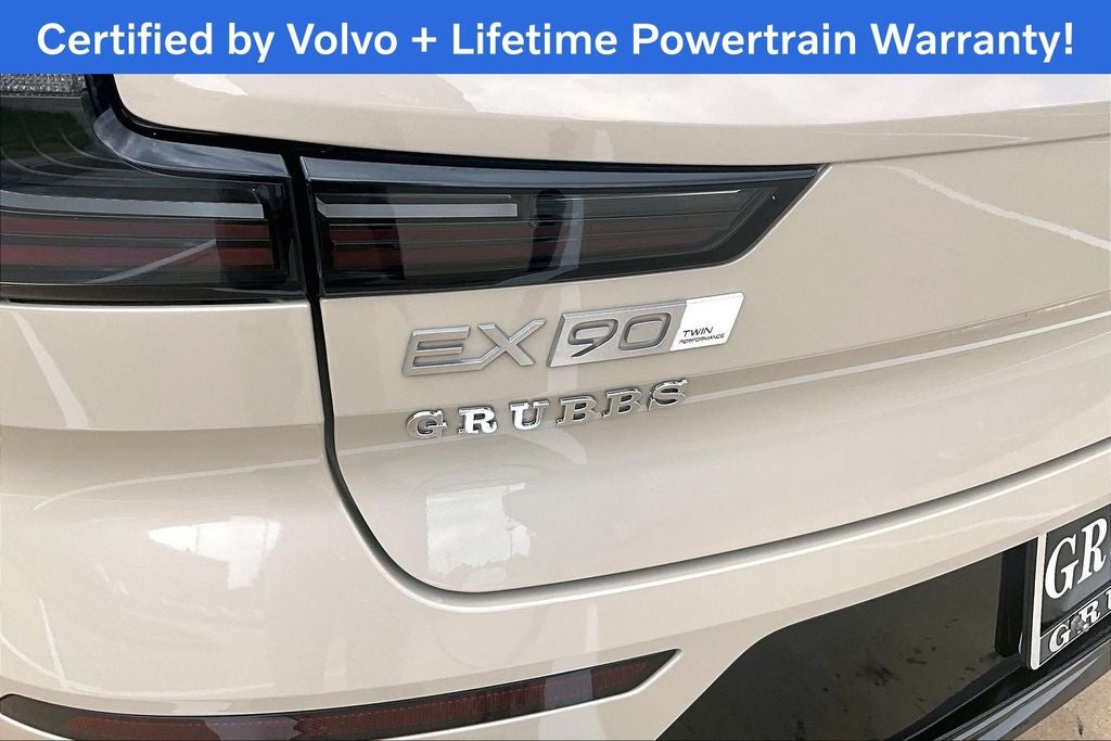 2025 Volvo EX90 Twin Motor Performance Plus 7-Seater