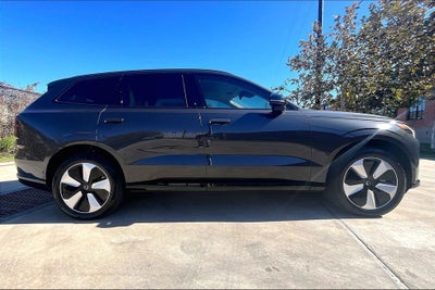 2025 Volvo EX90 Twin Motor Plus 7-Seater