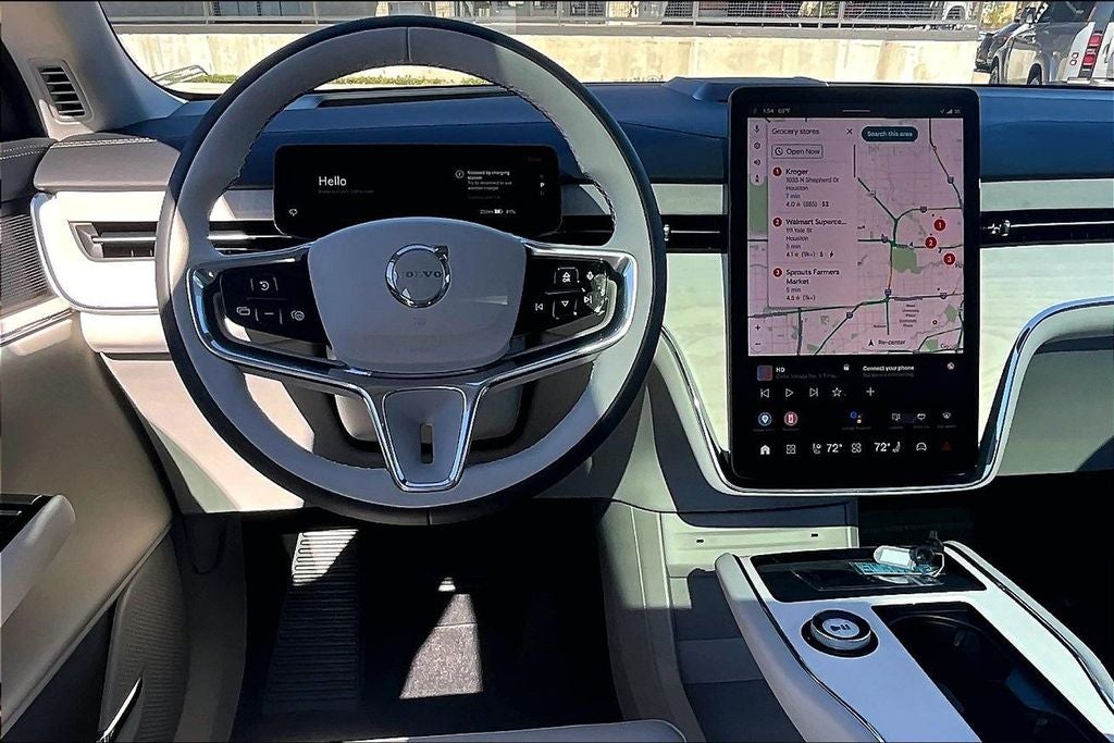 2025 Volvo EX90 Twin Motor Plus 7-Seater