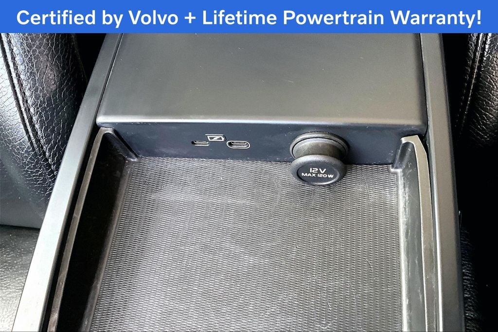 2023 Volvo S60 Recharge Plug-In Hybrid T8 Plus Dark Theme