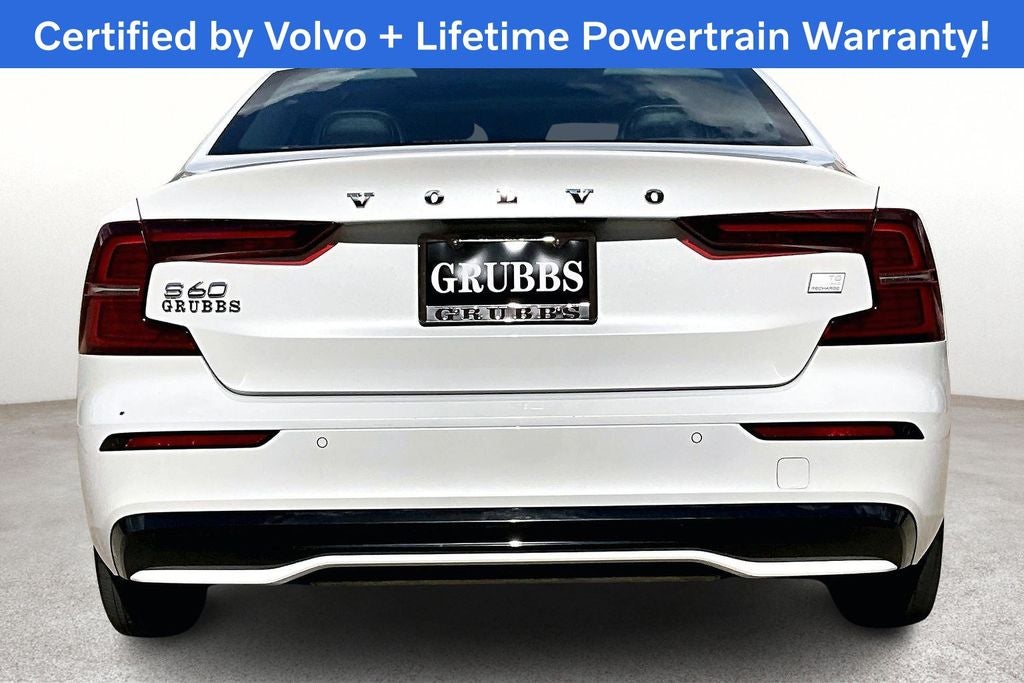 2023 Volvo S60 Recharge Plug-In Hybrid T8 Plus Dark Theme