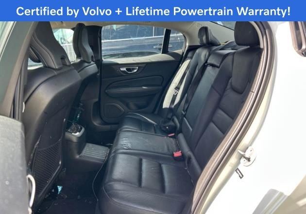 2023 Volvo S60 Recharge Plug-In Hybrid T8 Plus Dark Theme