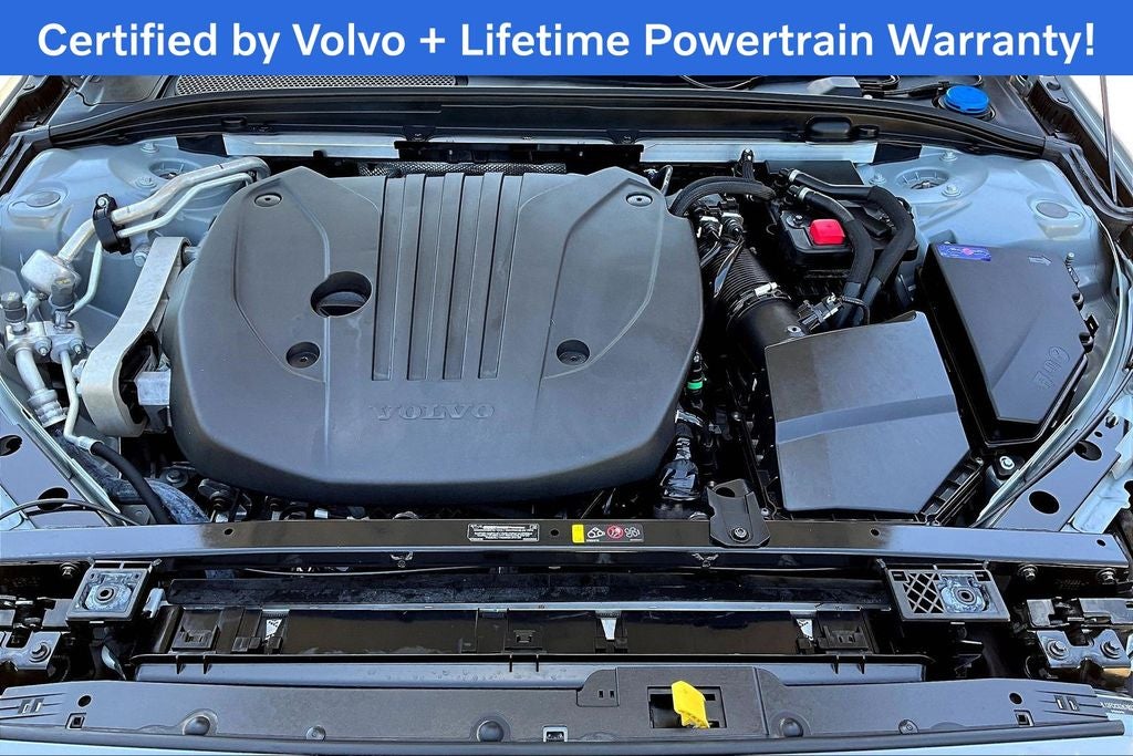 2025 Volvo S60 B5 Plus