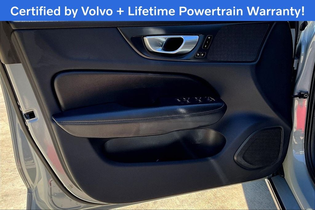 2025 Volvo S60 B5 Plus