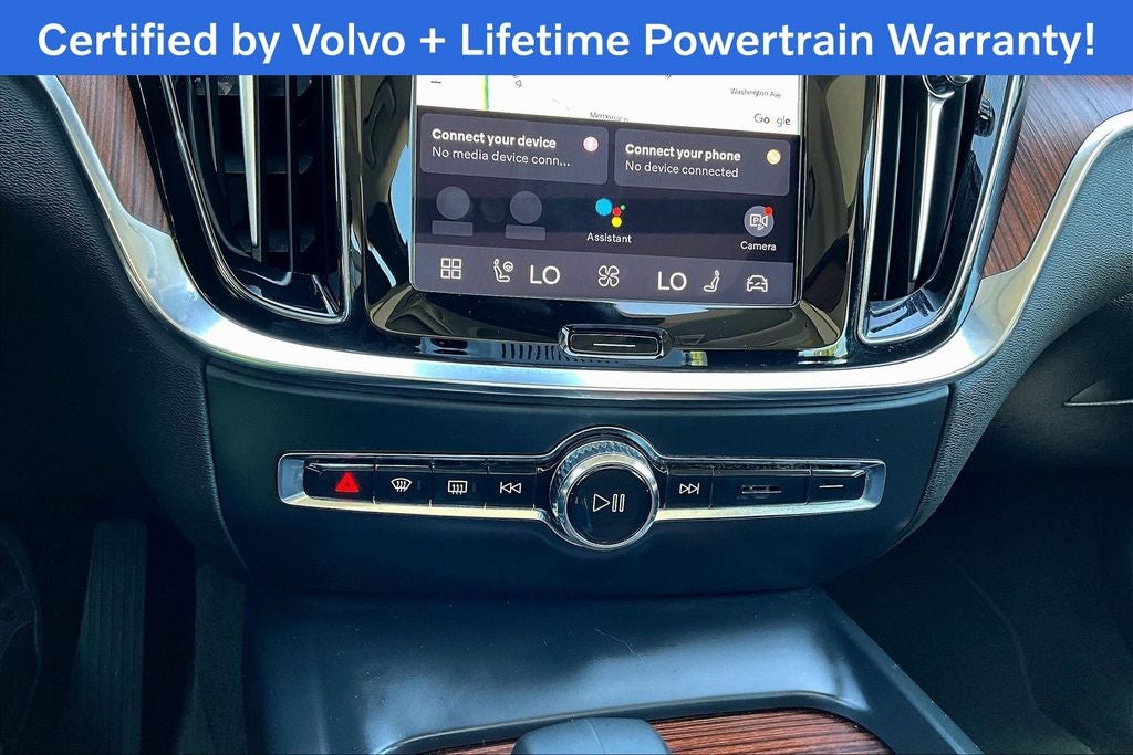 2025 Volvo S60 B5 Plus