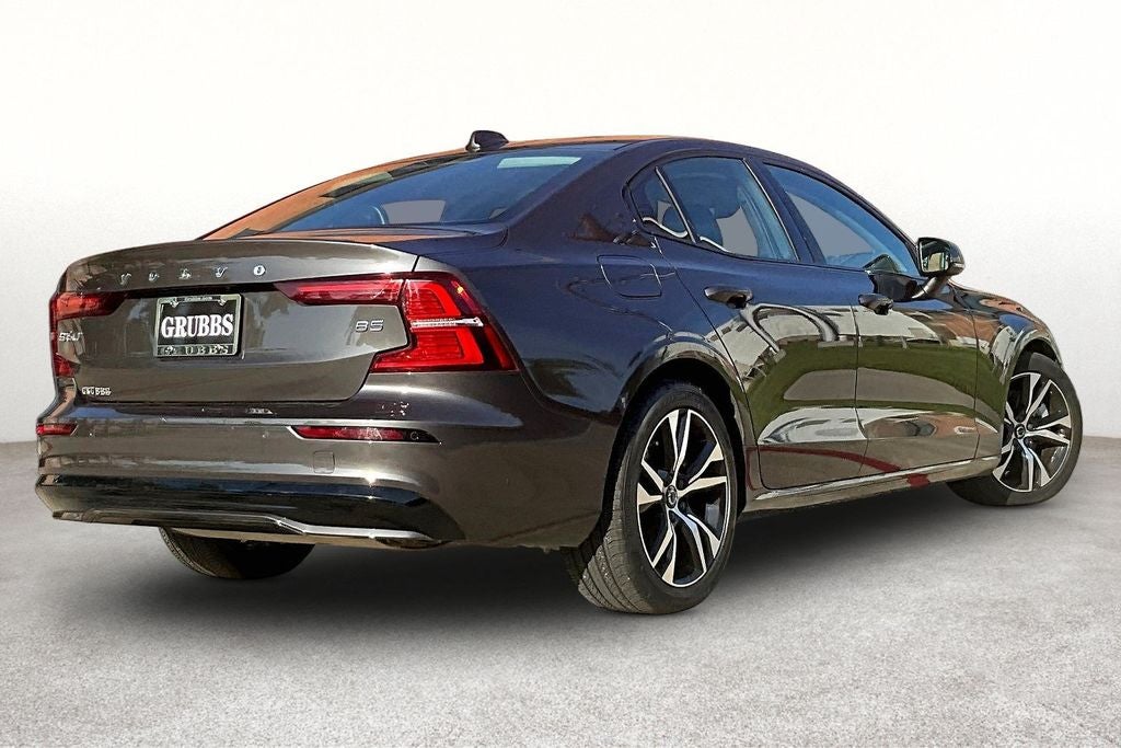 2025 Volvo S60 B5 Core