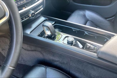 2025 Volvo S60 B5 Core