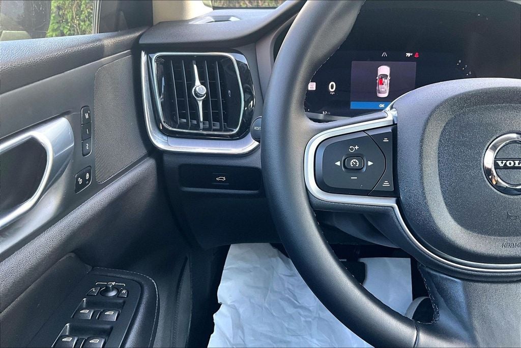 2025 Volvo S60 B5 Core