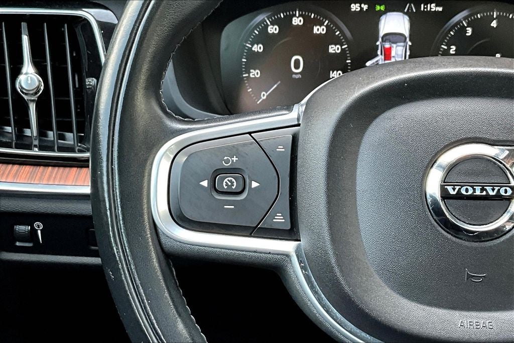 2022 Volvo S60 B5 Momentum