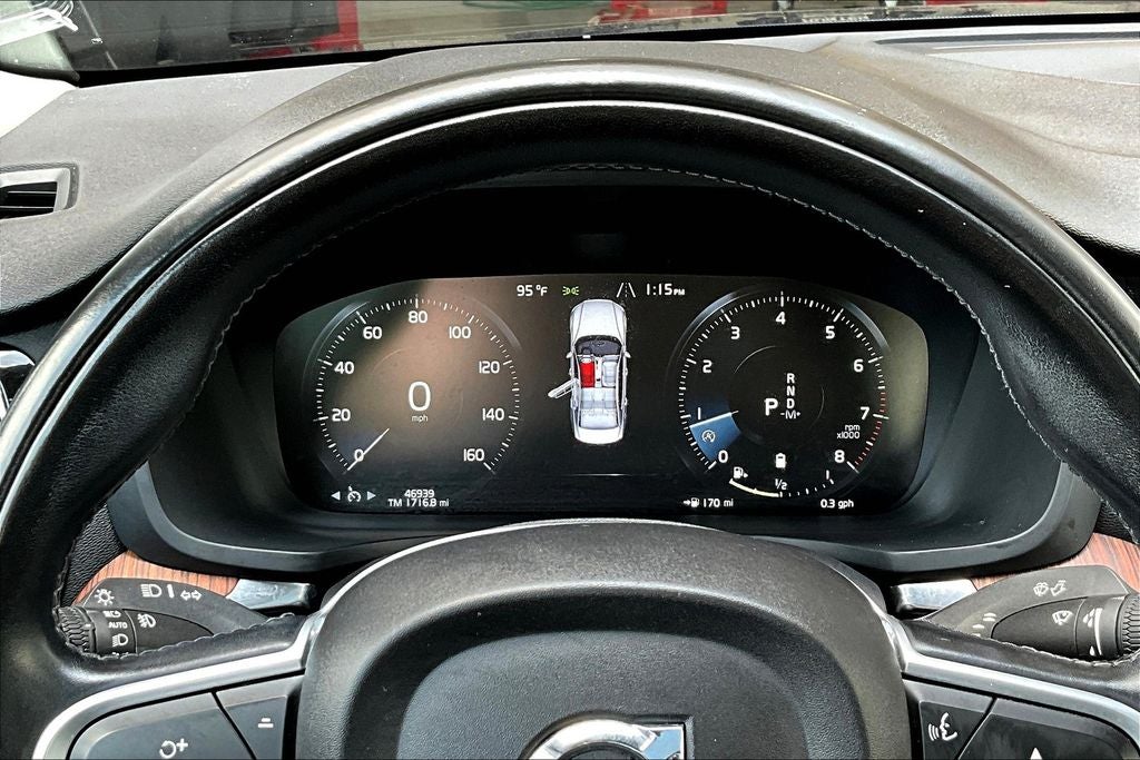 2022 Volvo S60 B5 Momentum