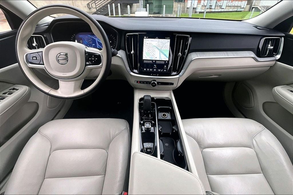 2025 Volvo S60 B5 Plus