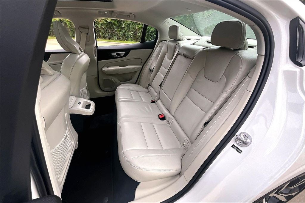 2025 Volvo S60 B5 Plus